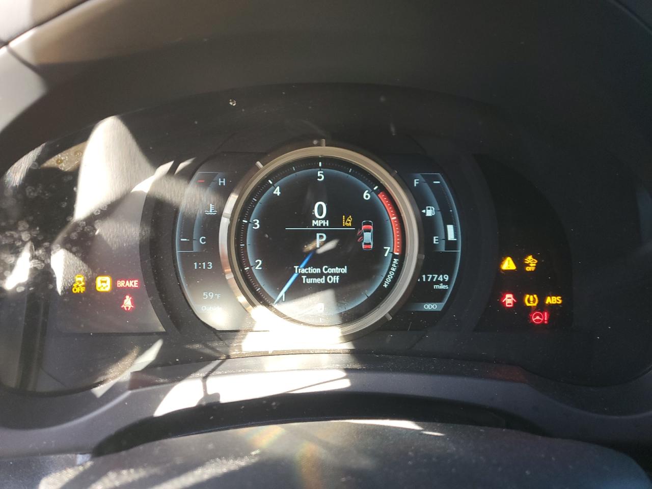 2018 Lexus IS - Image 9