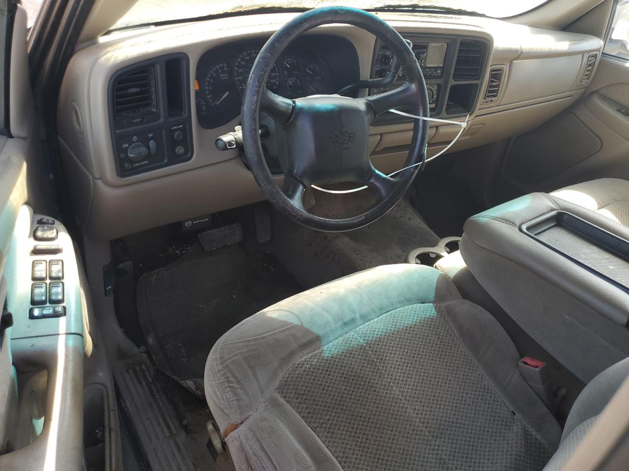 2002 Chevrolet Silverado - Image 8