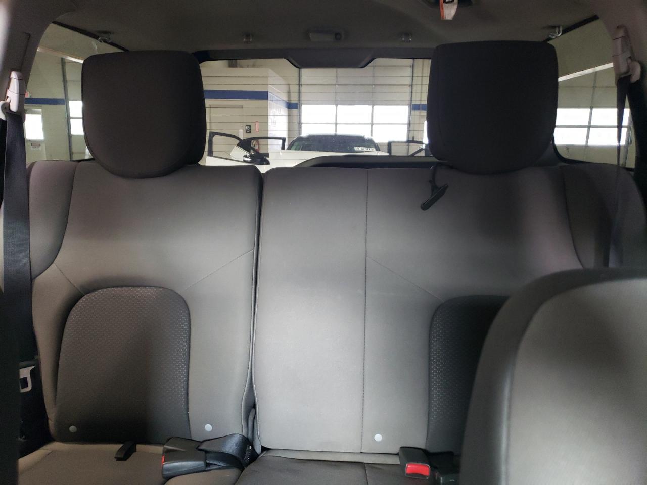 2015 Nissan XTerra - Image 10