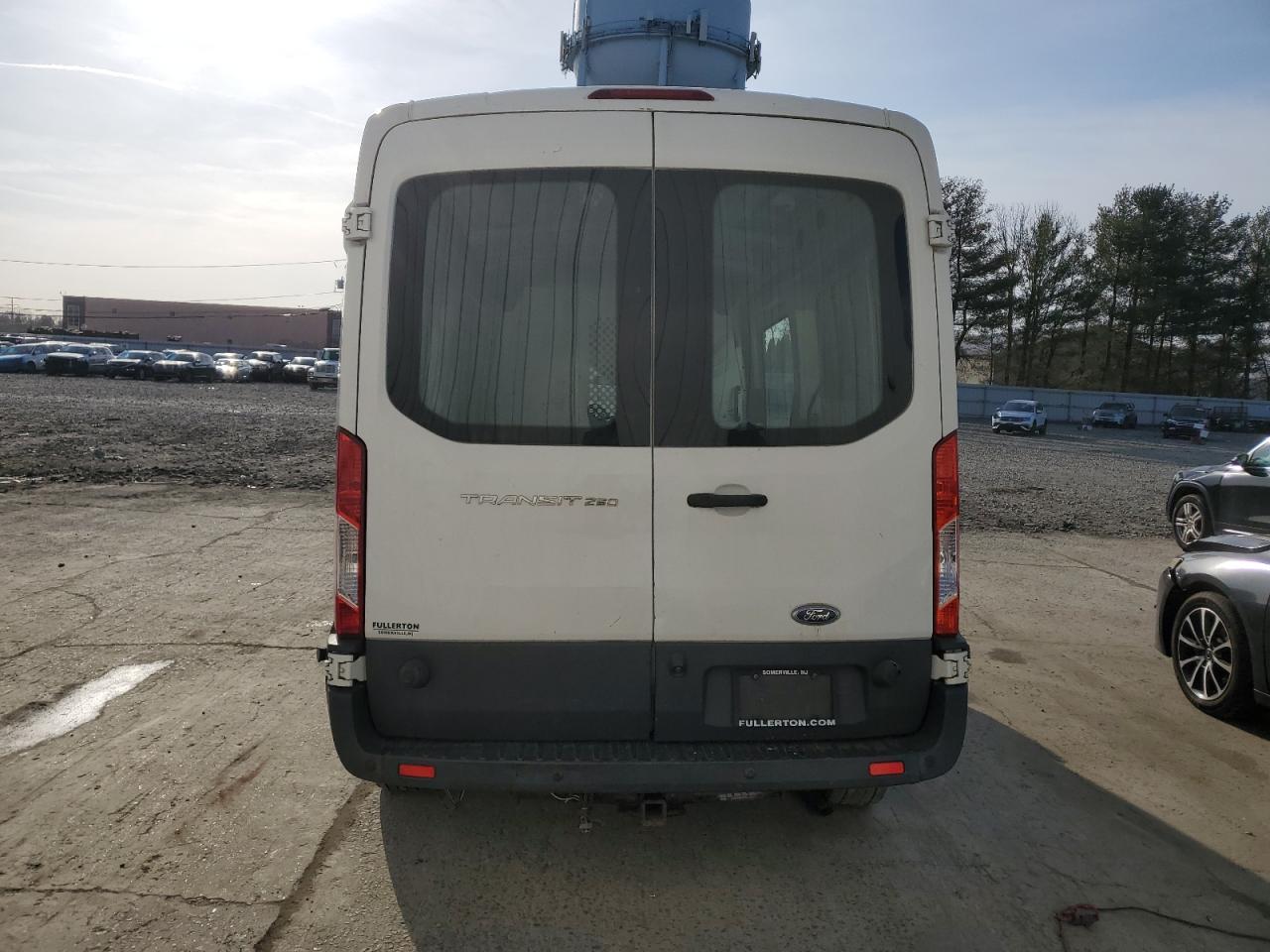 1FTYR2CM4GKB23589 2016 Ford Transit T-250