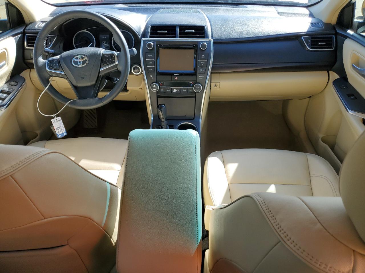 2017 Toyota Camry - Image 8