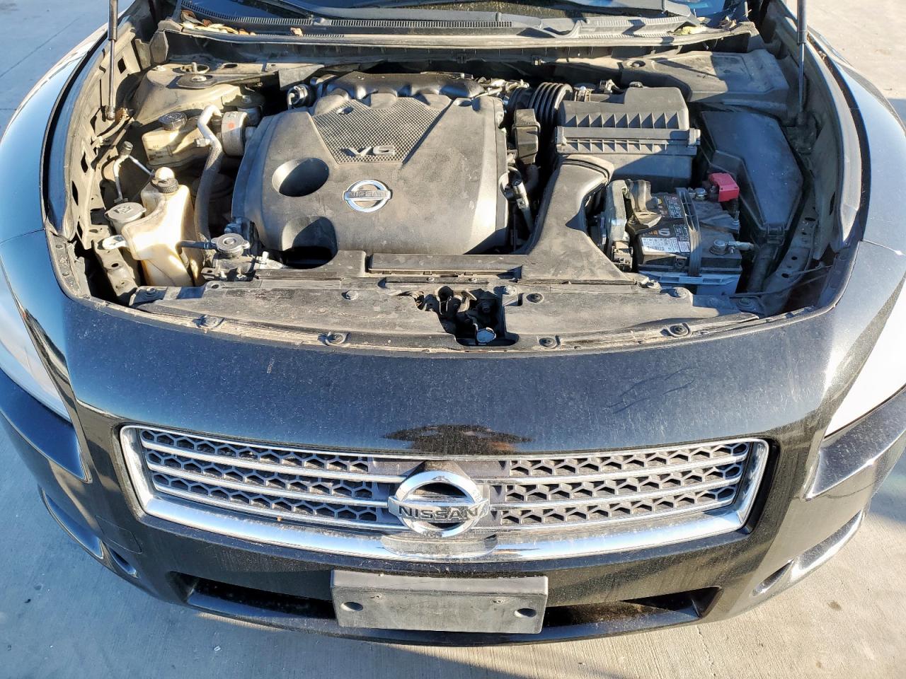 2010 Nissan Maxima - Image 11