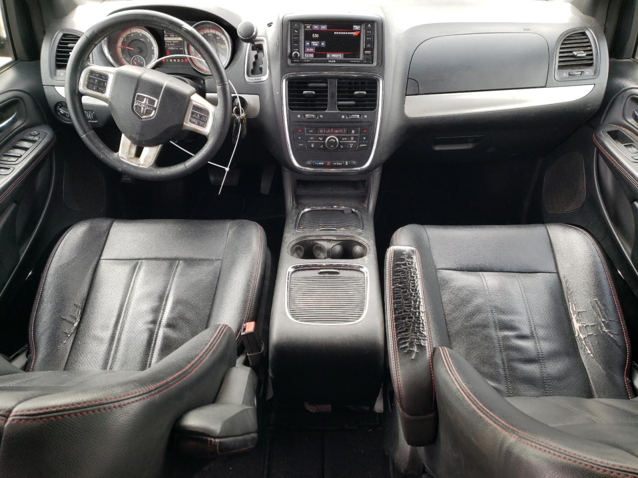 2017 Dodge Caravan - Image 8