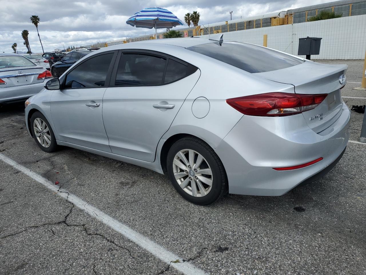 2017 Hyundai Elantra - Image 2