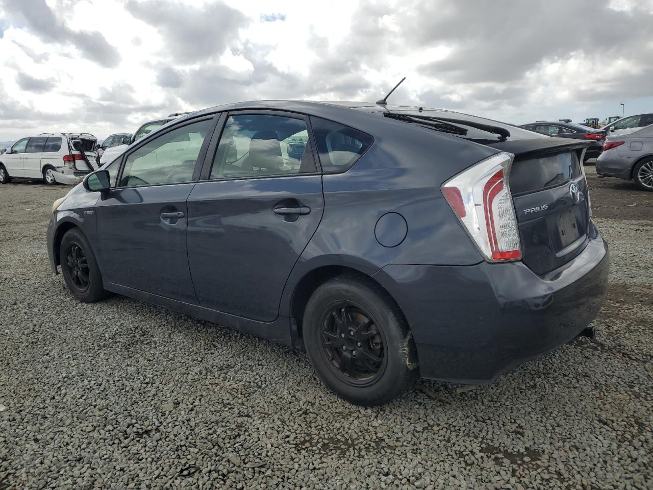 2012 Toyota Prius - Image 2
