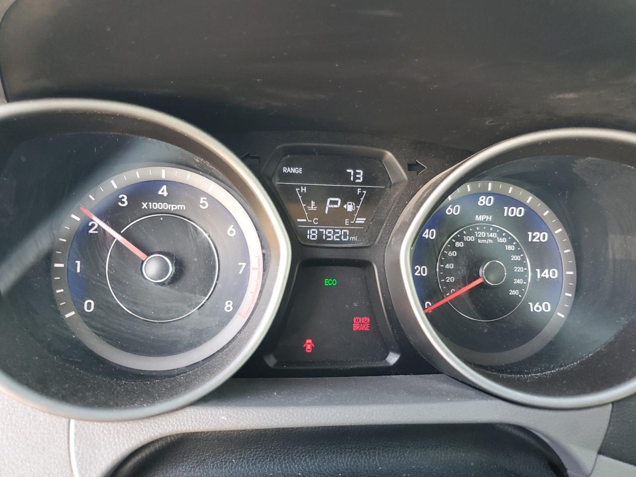 2014 Hyundai Elantra - Image 9