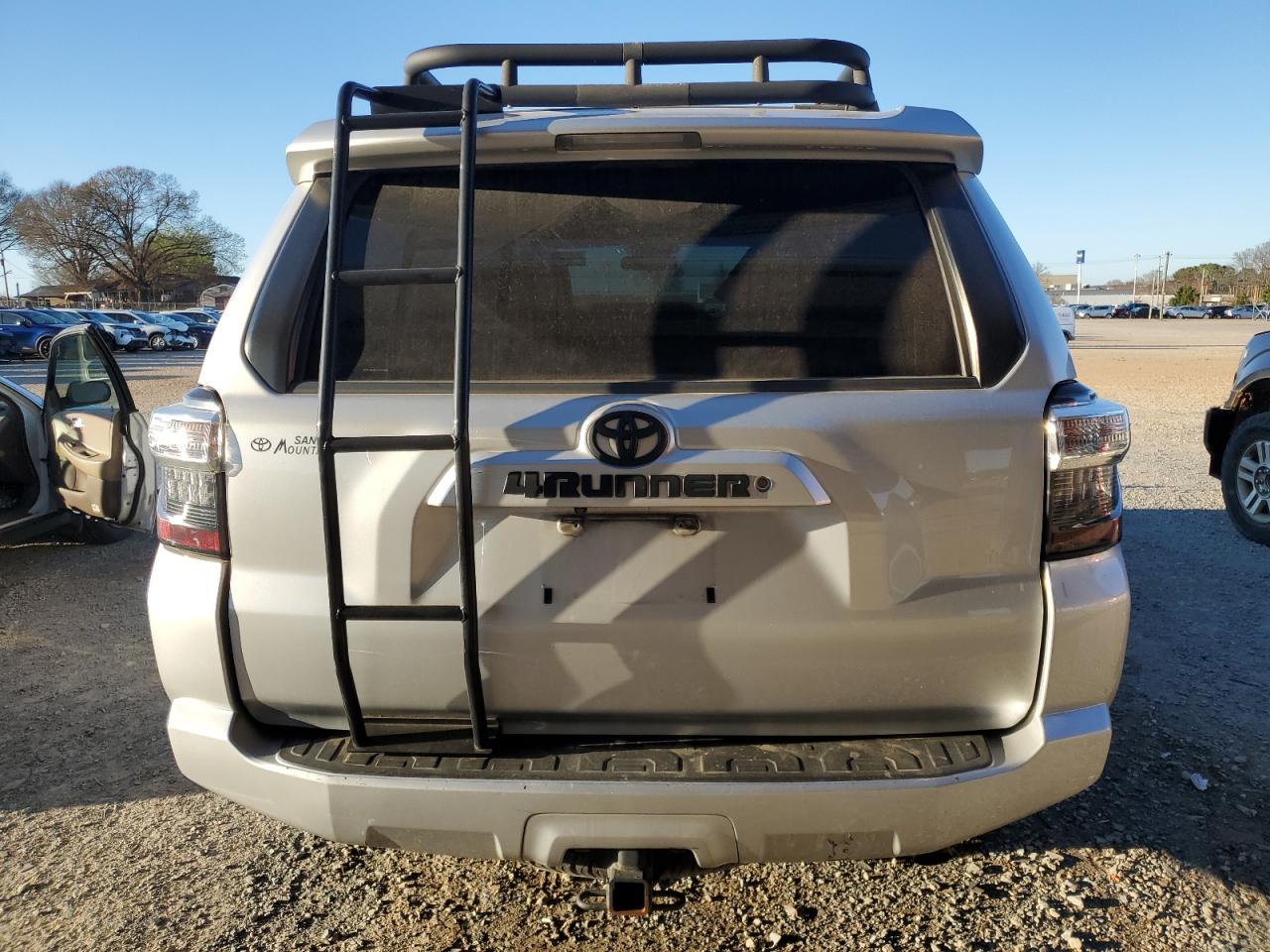 2015 Toyota 4Runner - Image 6