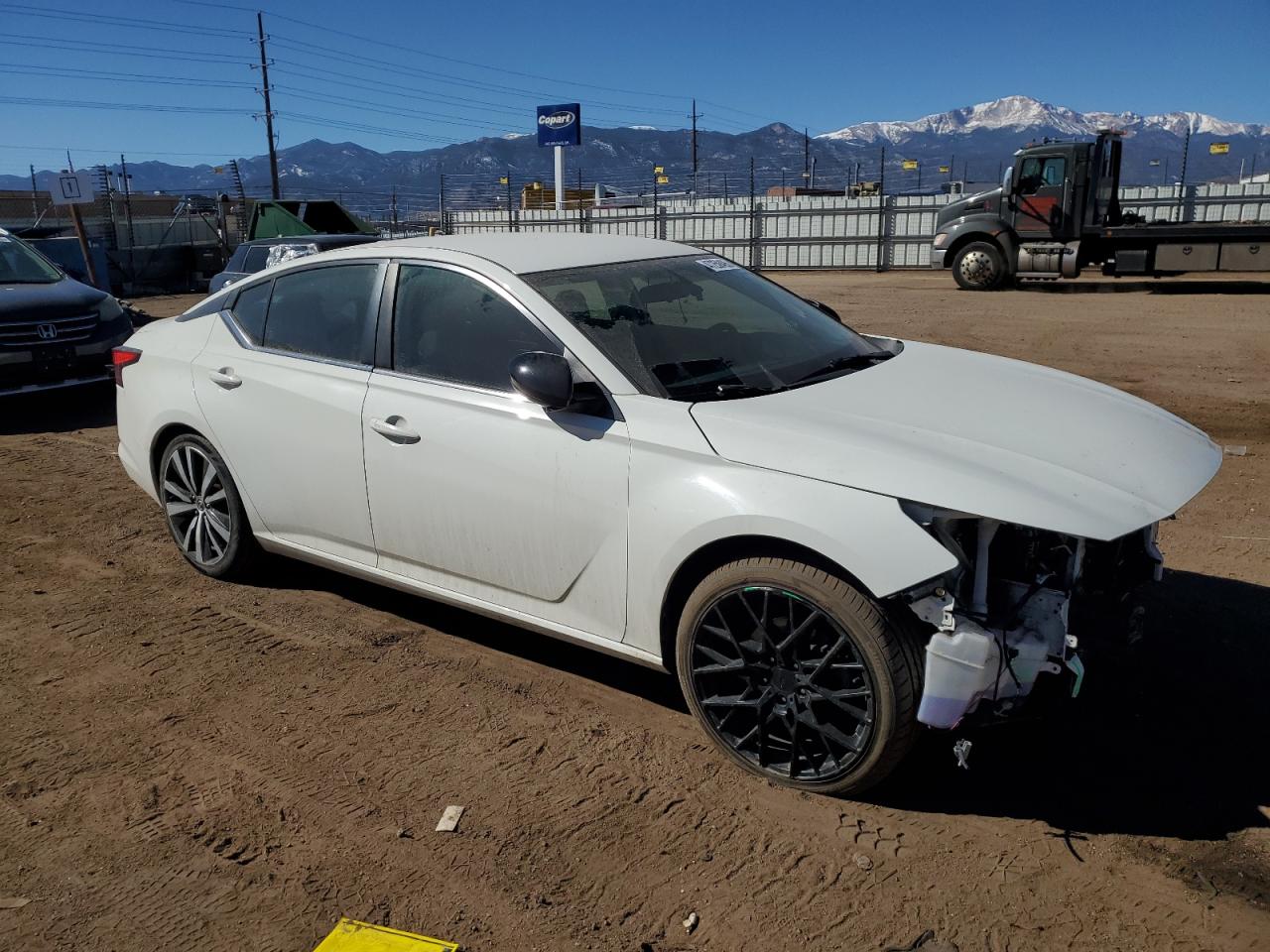 2019 Nissan Altima - Image 4