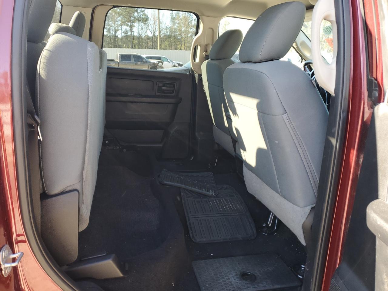 2018 RAM 2500 - Image 10