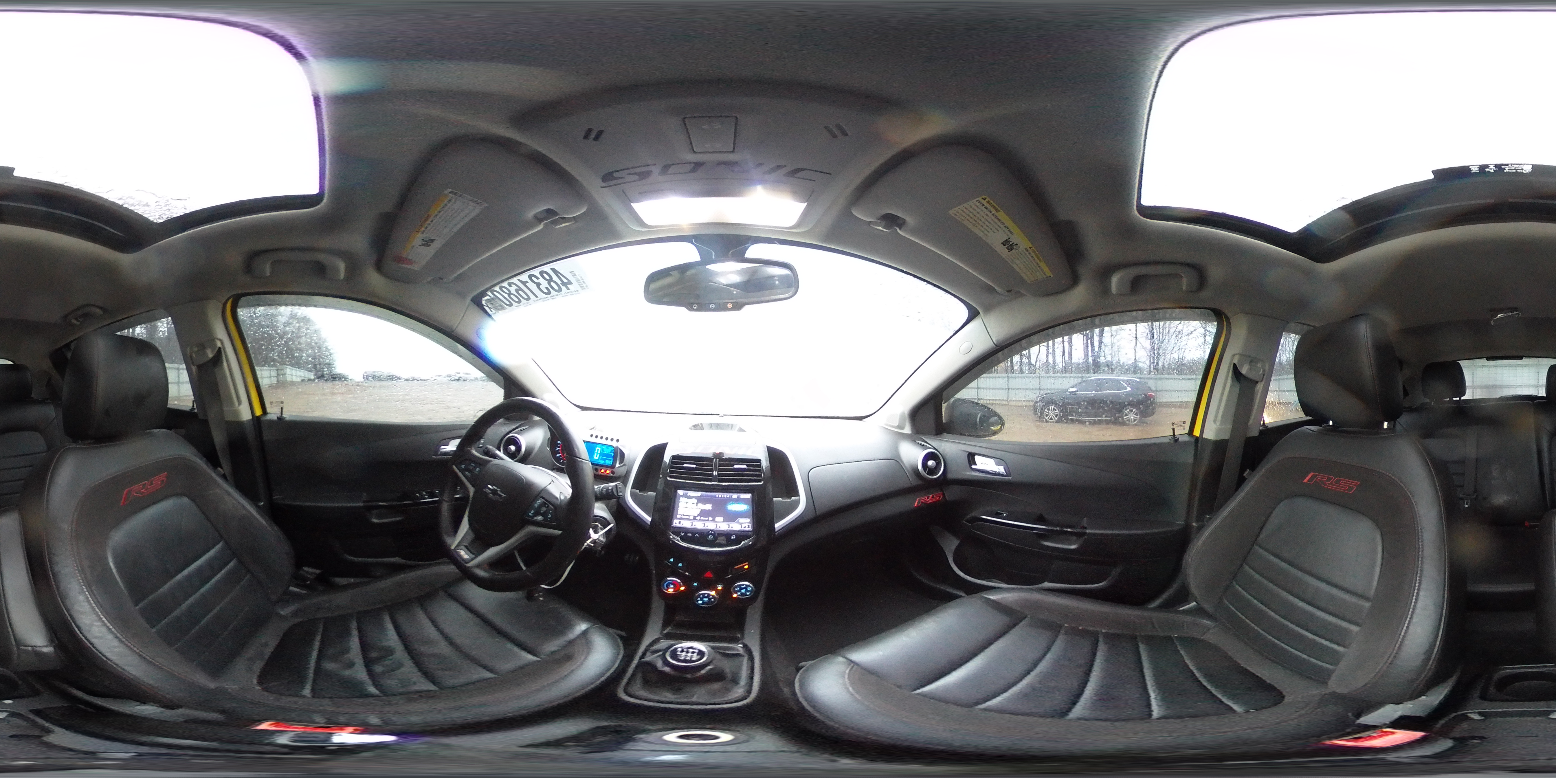 2015 Chevrolet Sonic - Image 13