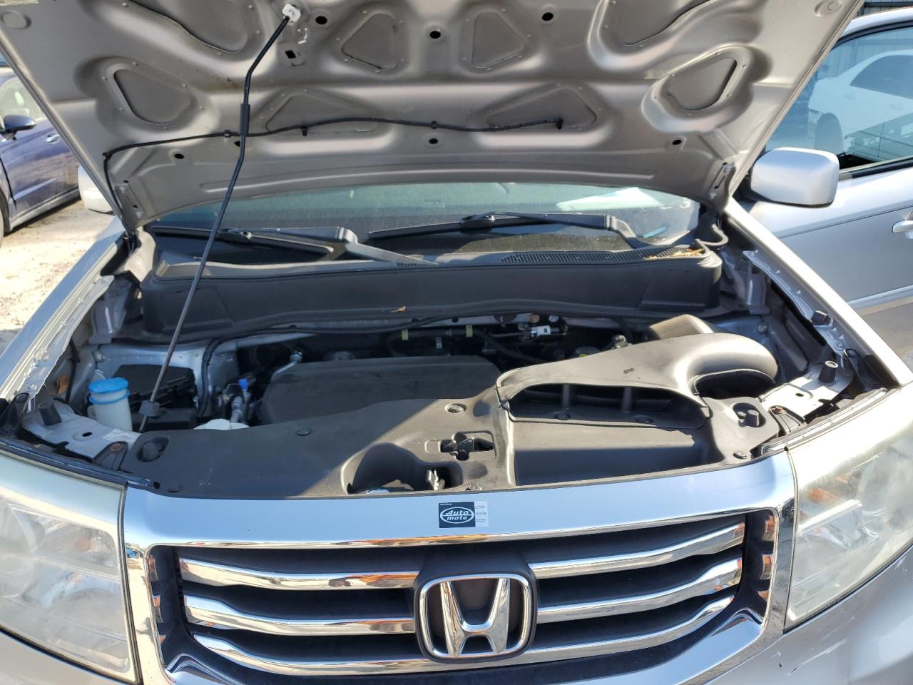 2015 Honda Pilot - Image 13