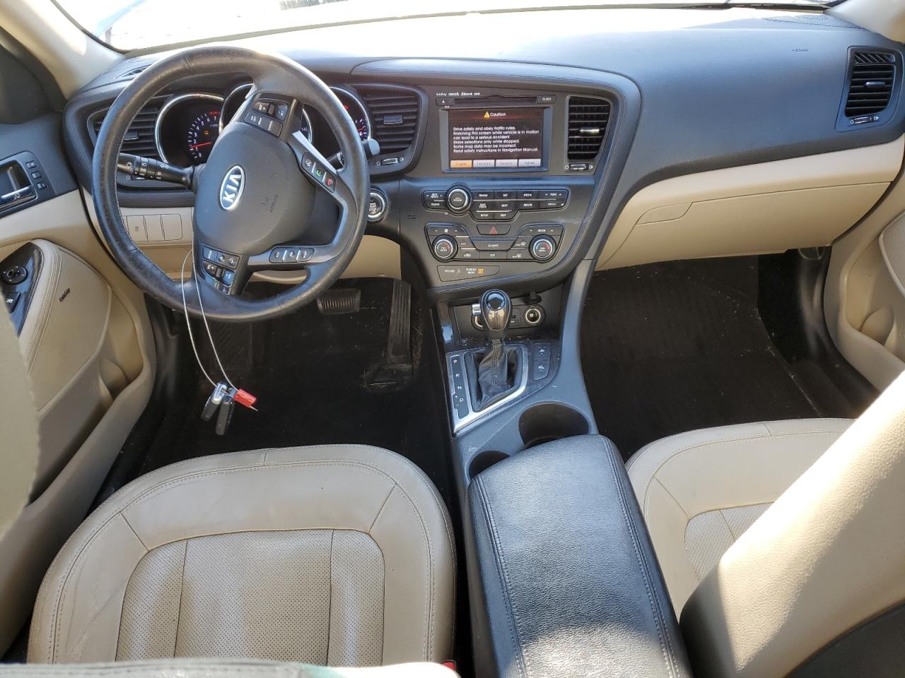 2011 Kia Optima - Image 8