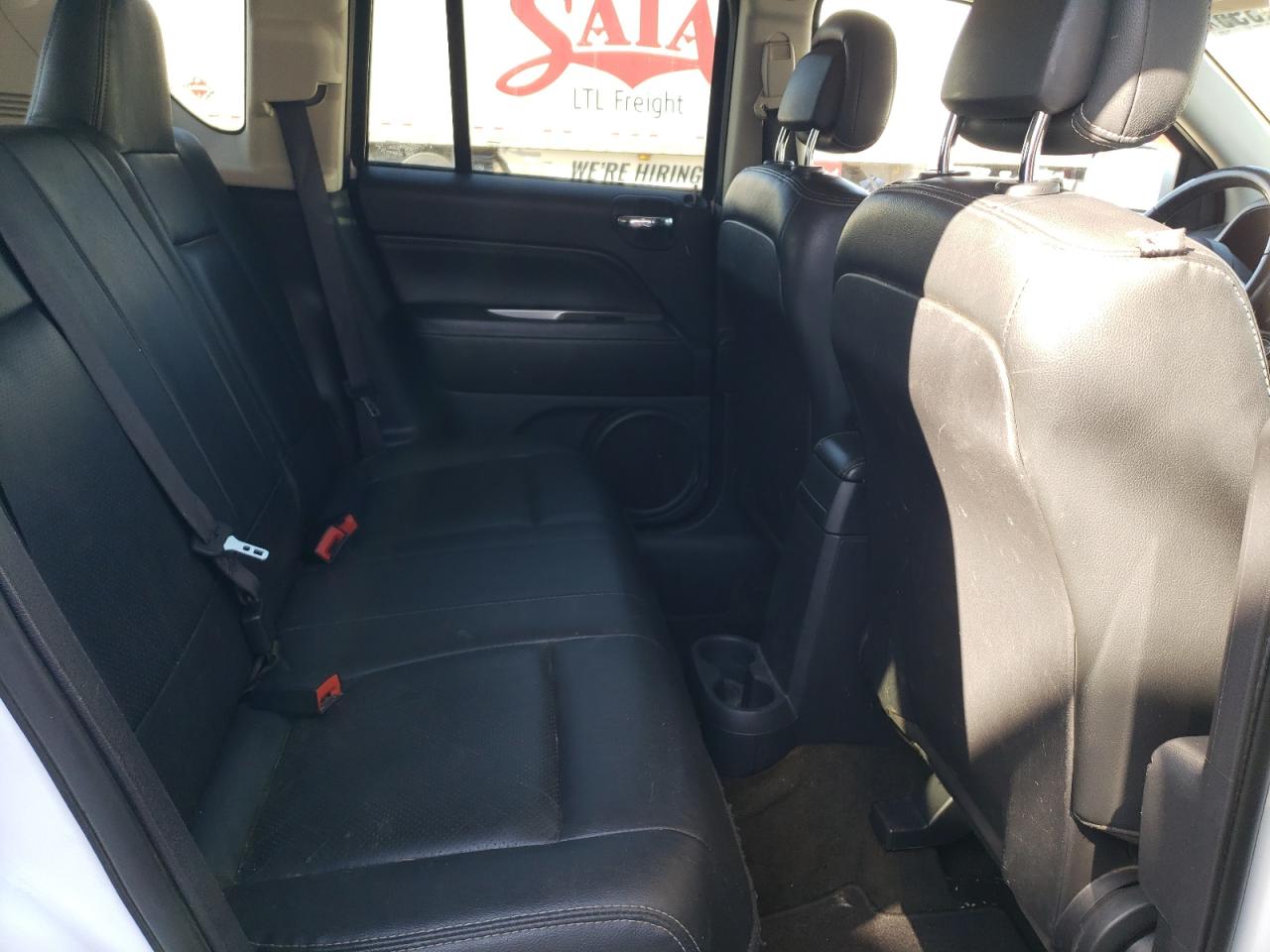 2017 Jeep Compass - Image 11