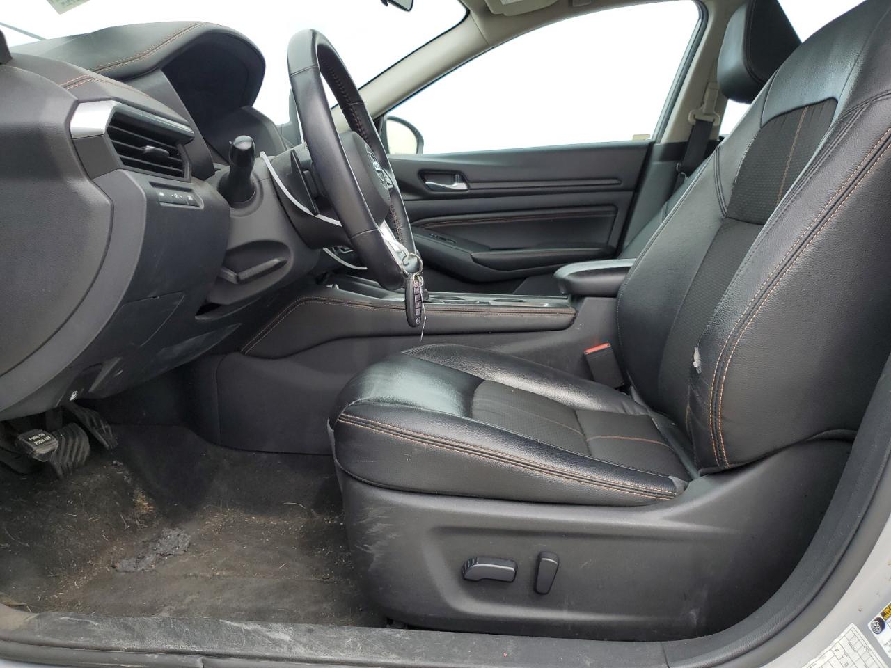2021 Nissan Altima - Image 7
