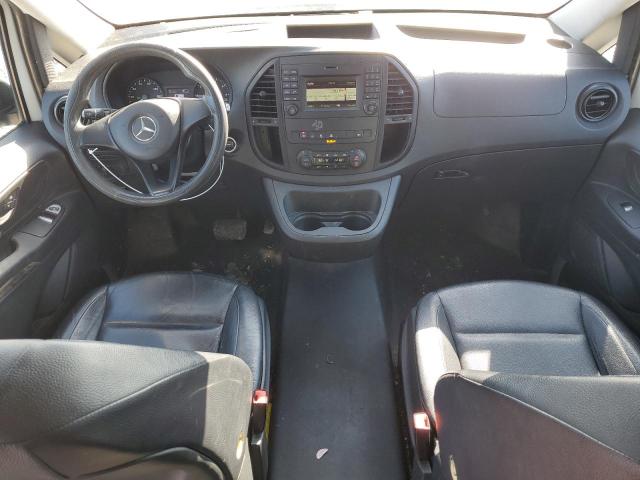 Minivans MERCEDES-BENZ METRIS 2016 Biały