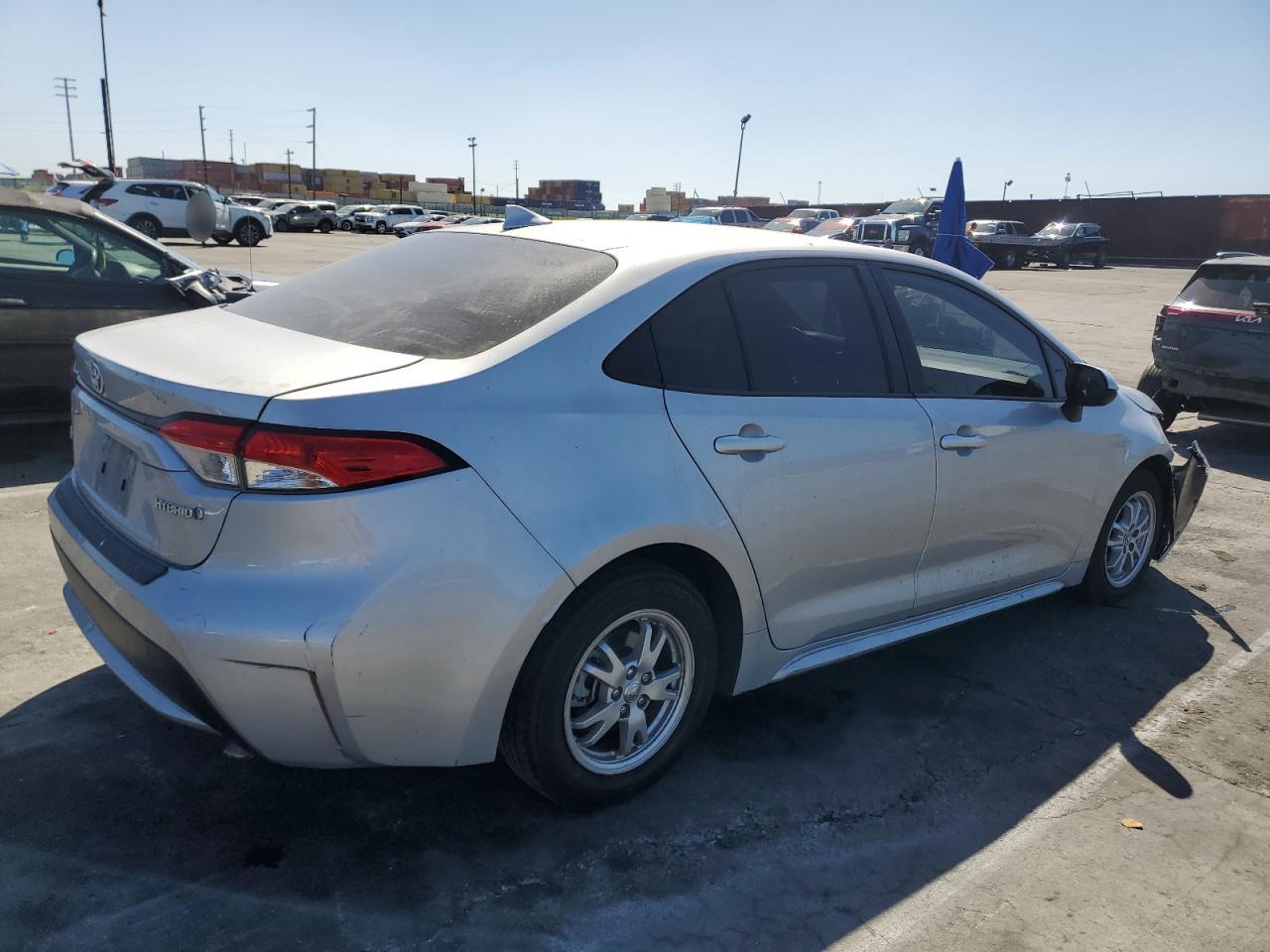 2020 Toyota Corolla - Image 3