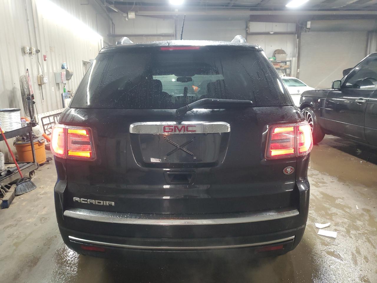 2014 GMC Acadia - Image 6