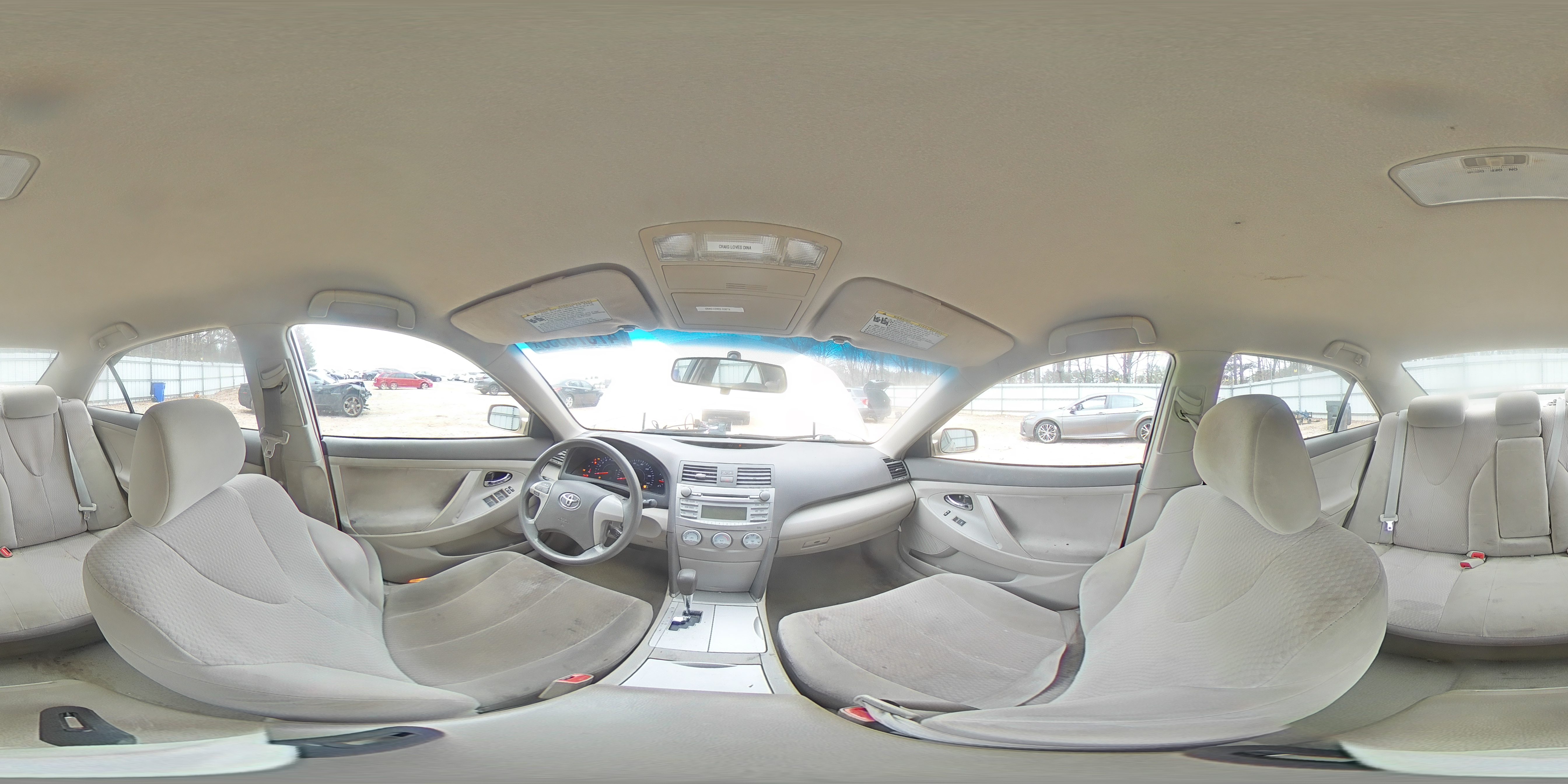 2011 Toyota Camry - Image 13