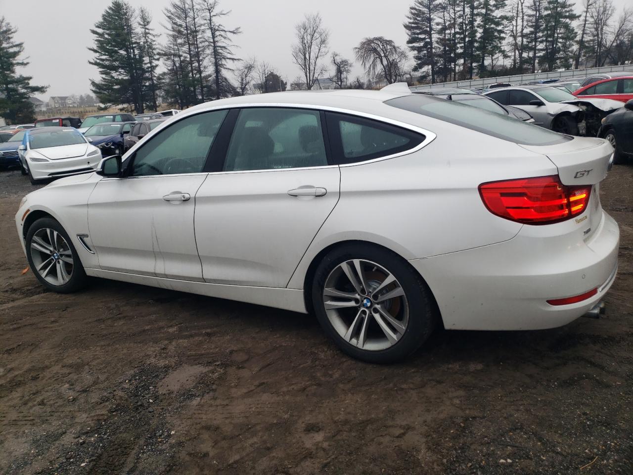 2016 BMW 3er - Image 2