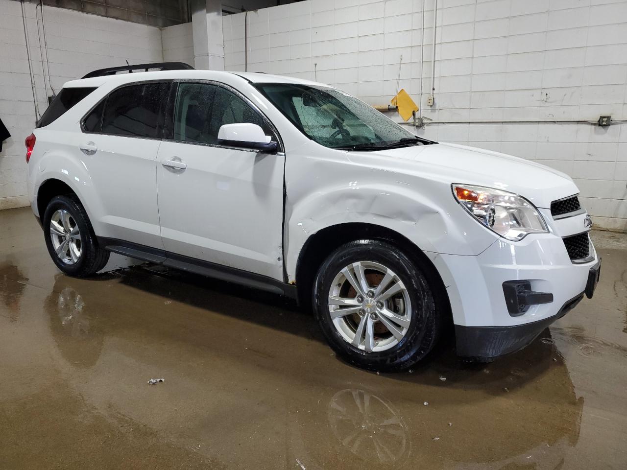 2015 Chevrolet Equinox - Image 4