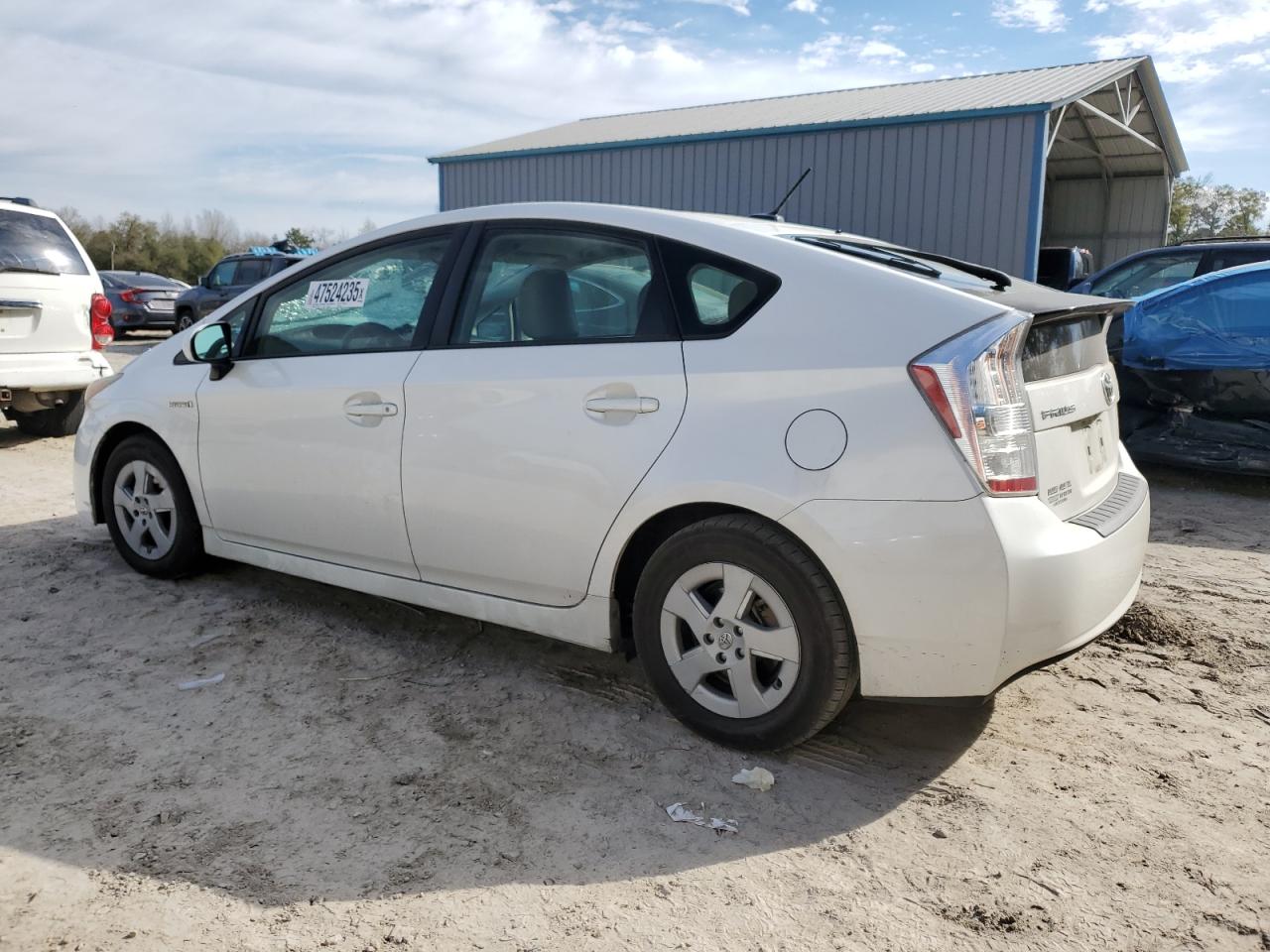 2011 Toyota Prius - Image 2