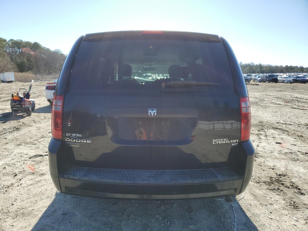 2010 Dodge Caravan - Image 6