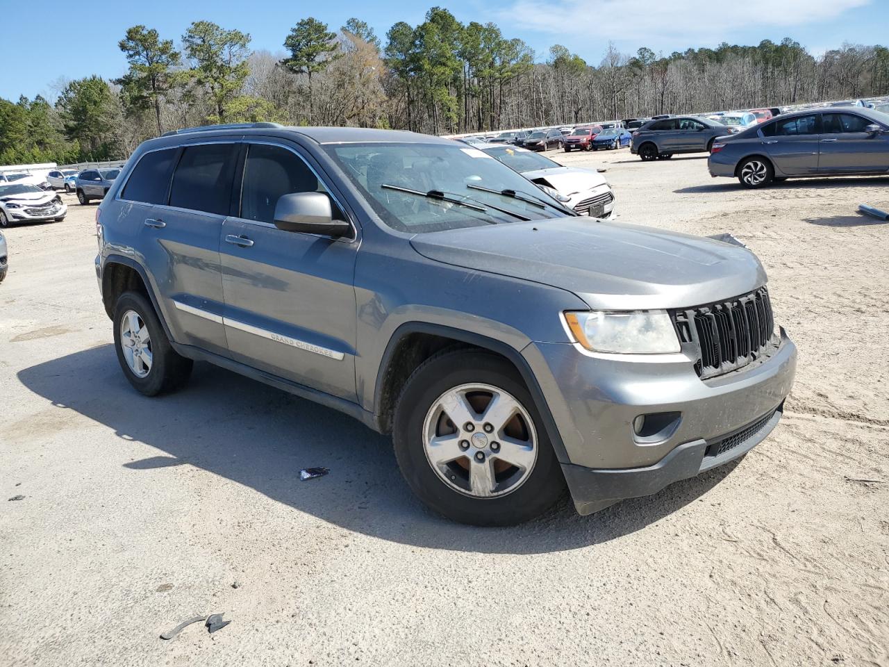 2012 Jeep Grand Cherokee - Image 4