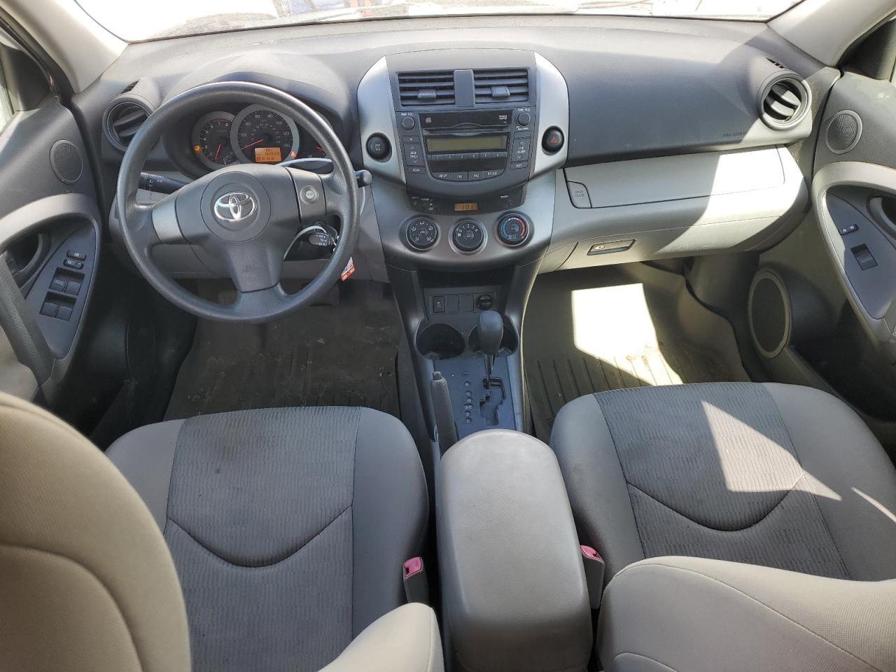 2009 Toyota RAV 4 - Image 8