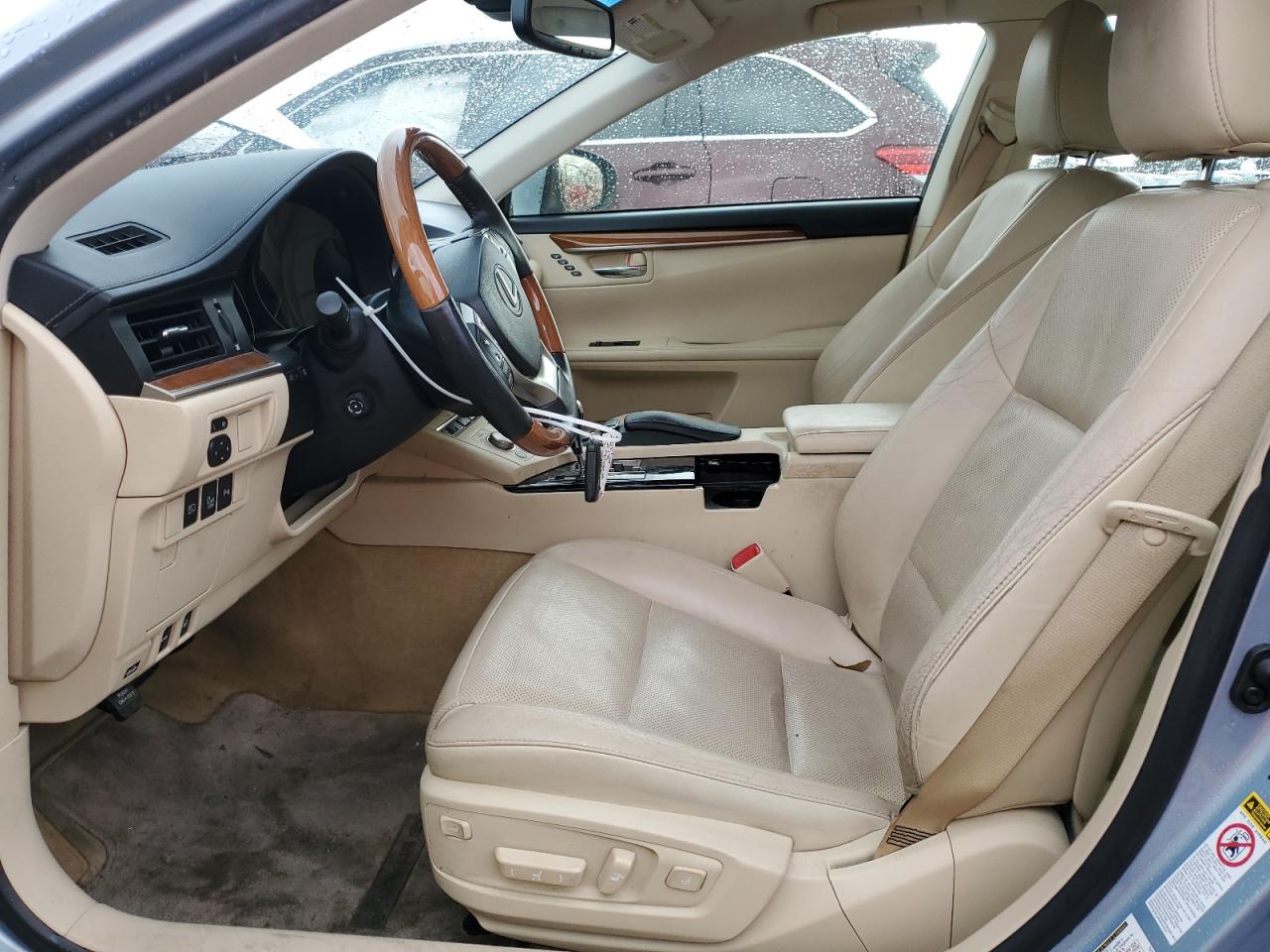 2014 Lexus ES - Image 7