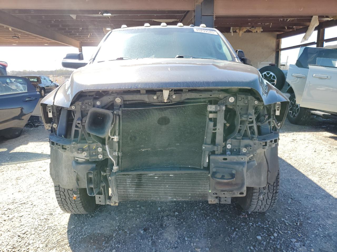 2016 RAM 2500 - Image 5