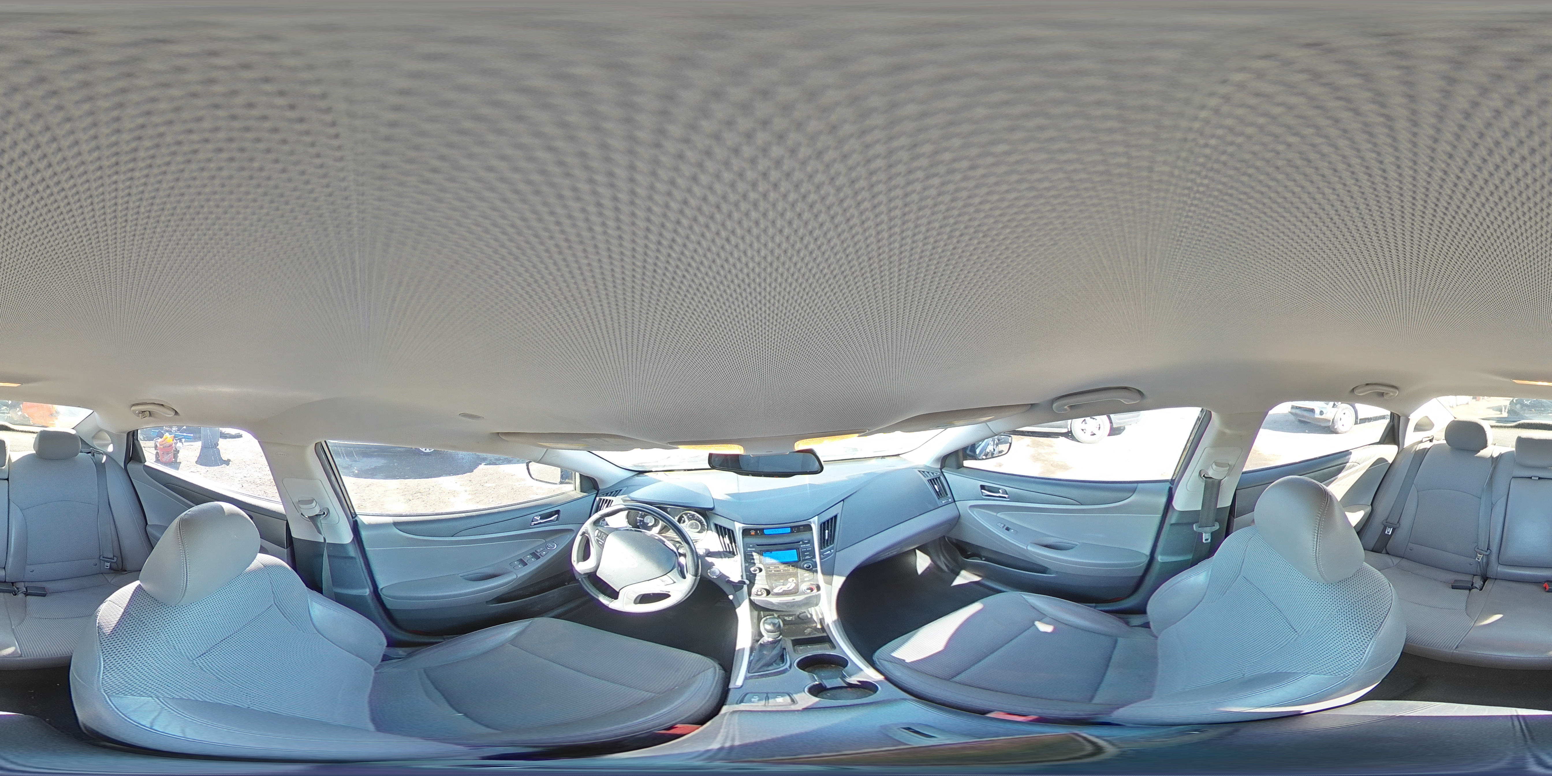 2013 Hyundai Sonata - Image 15