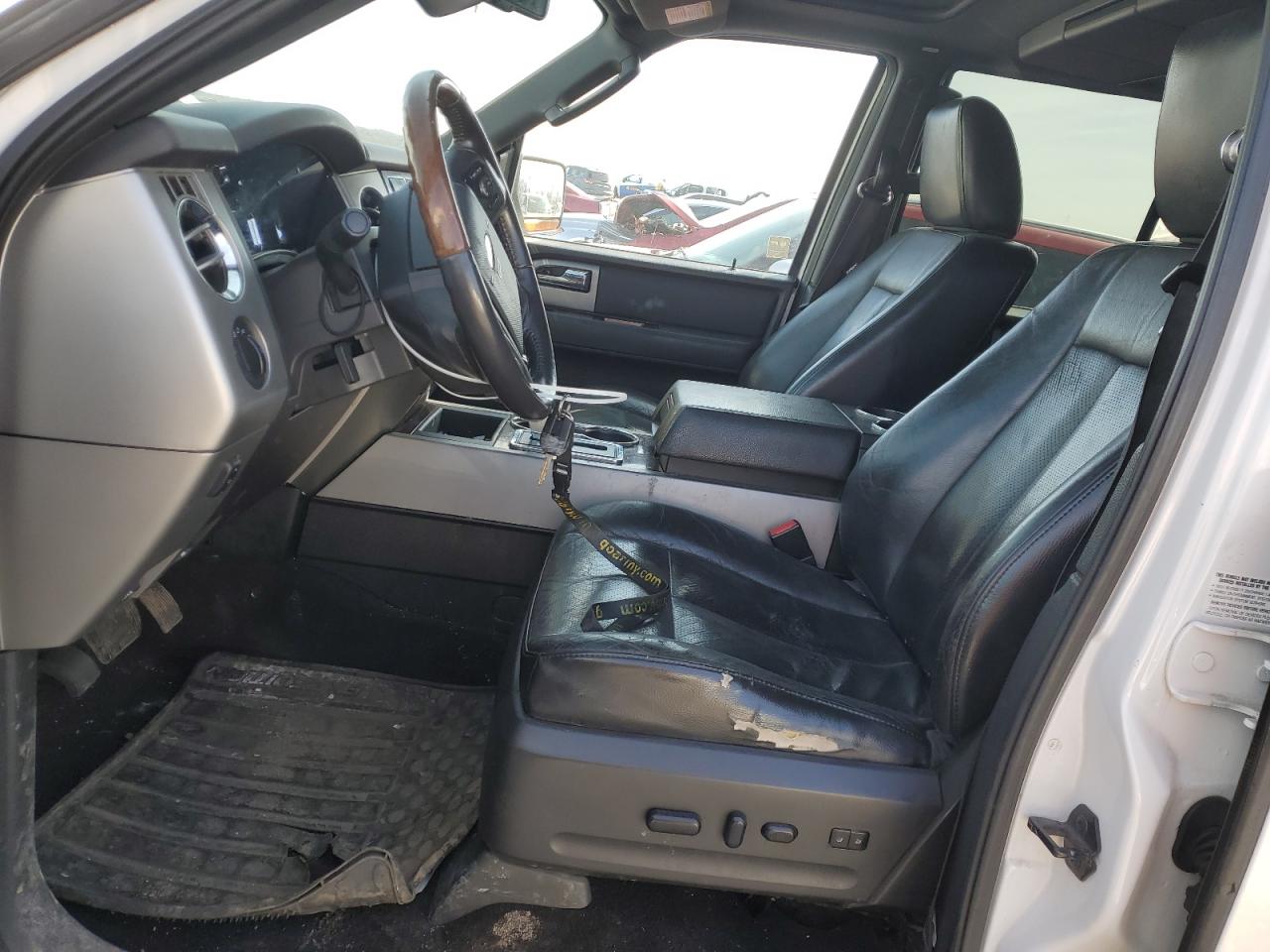 2010 Ford Expedition - Image 7