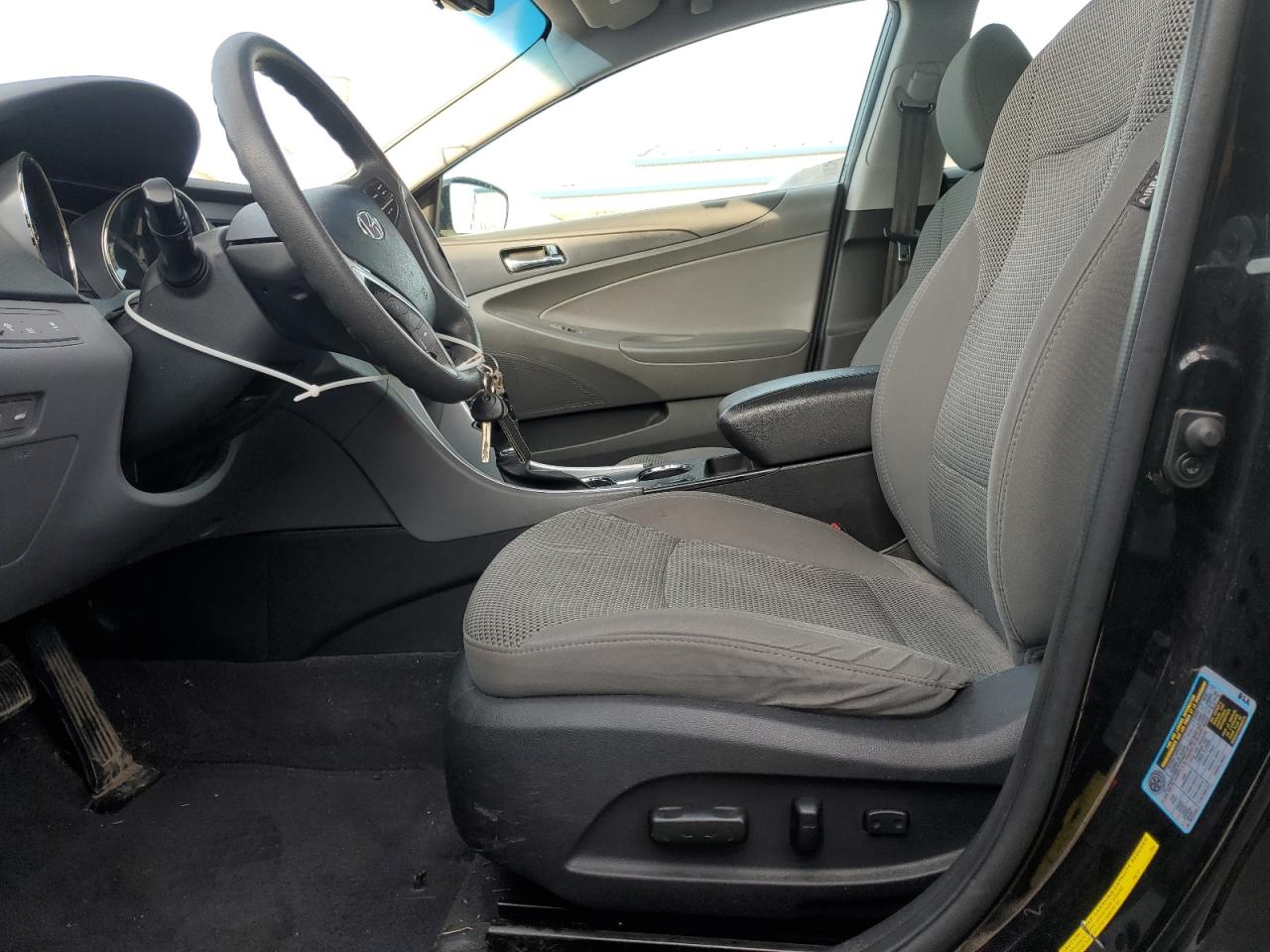 2013 Hyundai Sonata - Image 7
