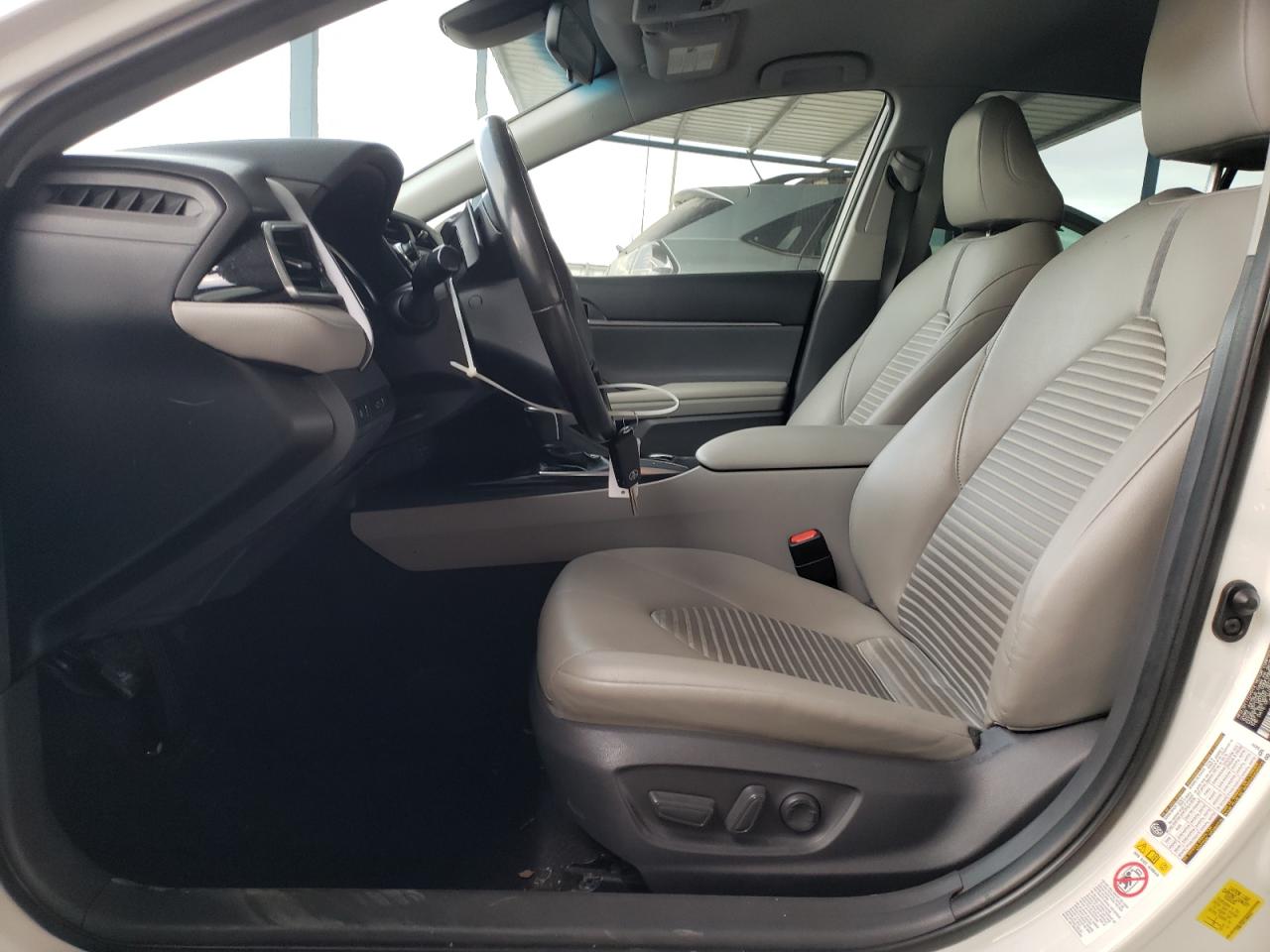 2018 Toyota Camry - Image 7