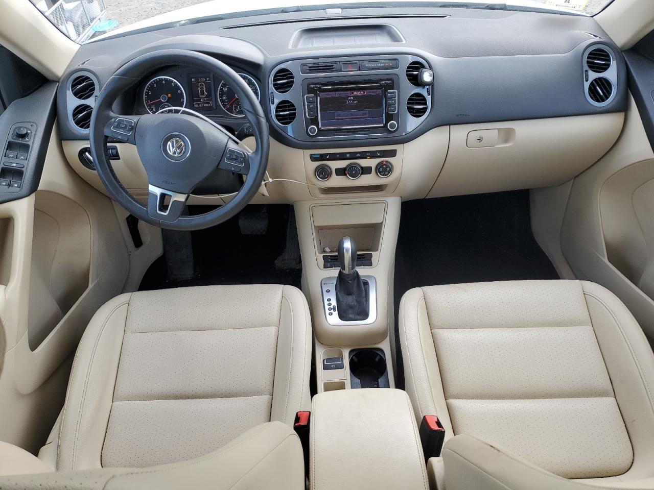 2015 Volkswagen Tiguan - Image 8
