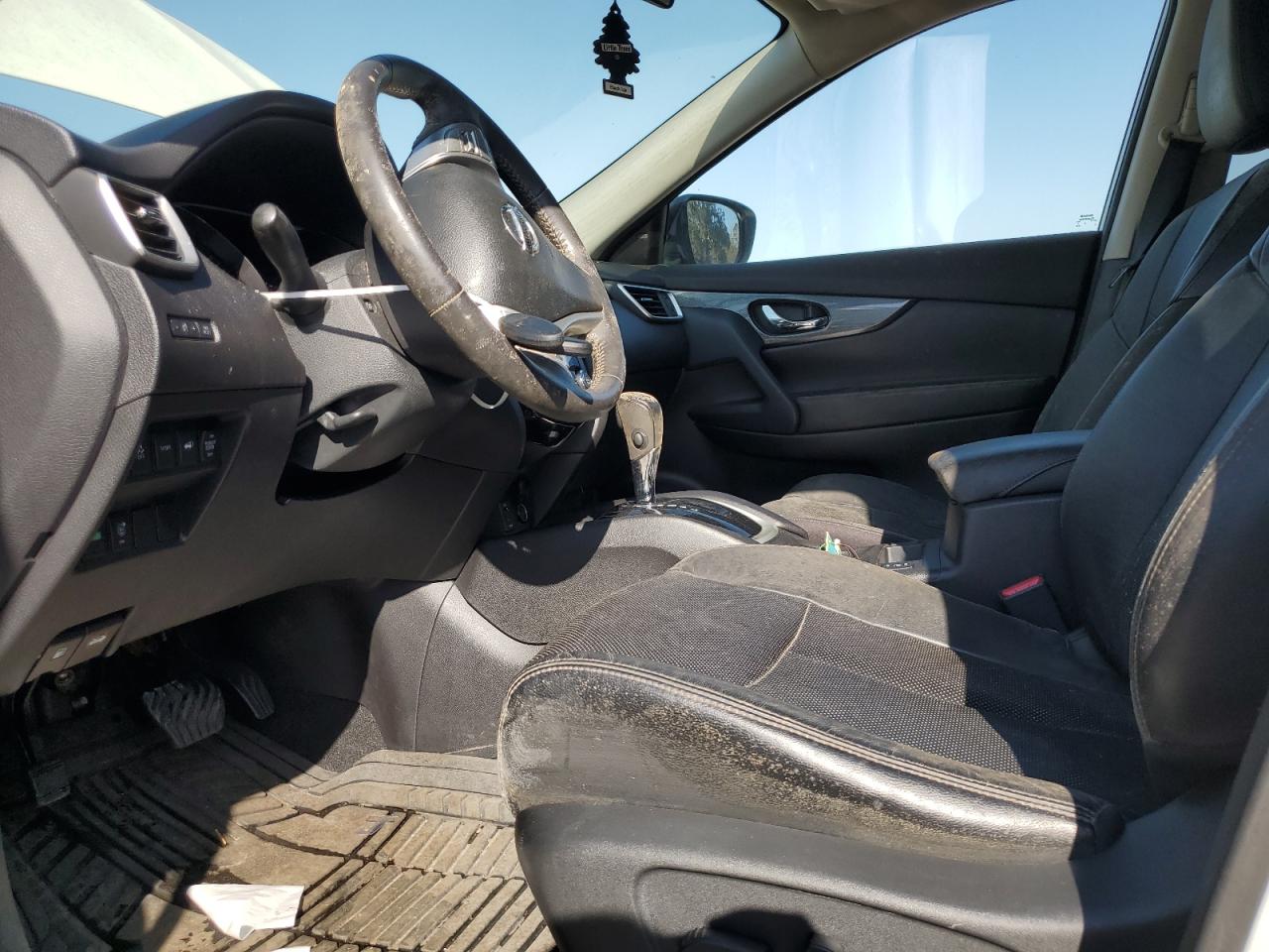 2015 Nissan Rogue - Image 7