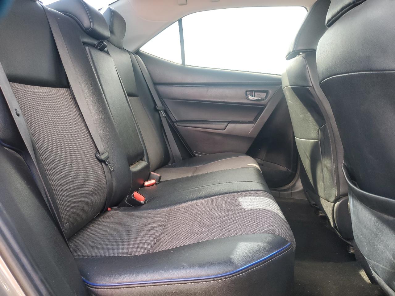 2018 Toyota Corolla - Image 10