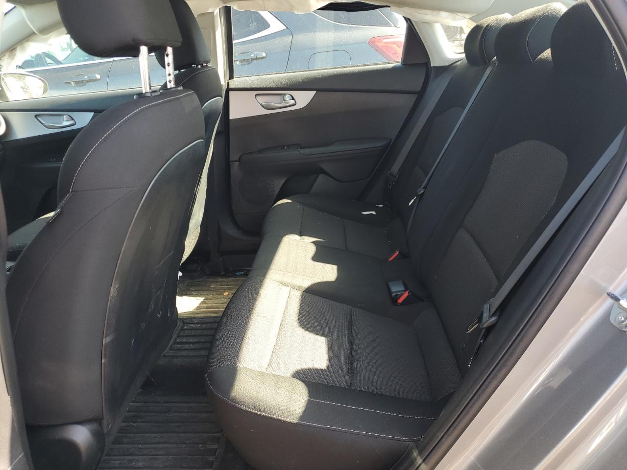 2024 Kia Forte - Image 10