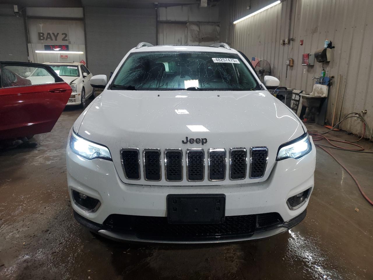 2019 Jeep Grand Cherokee - Image 5