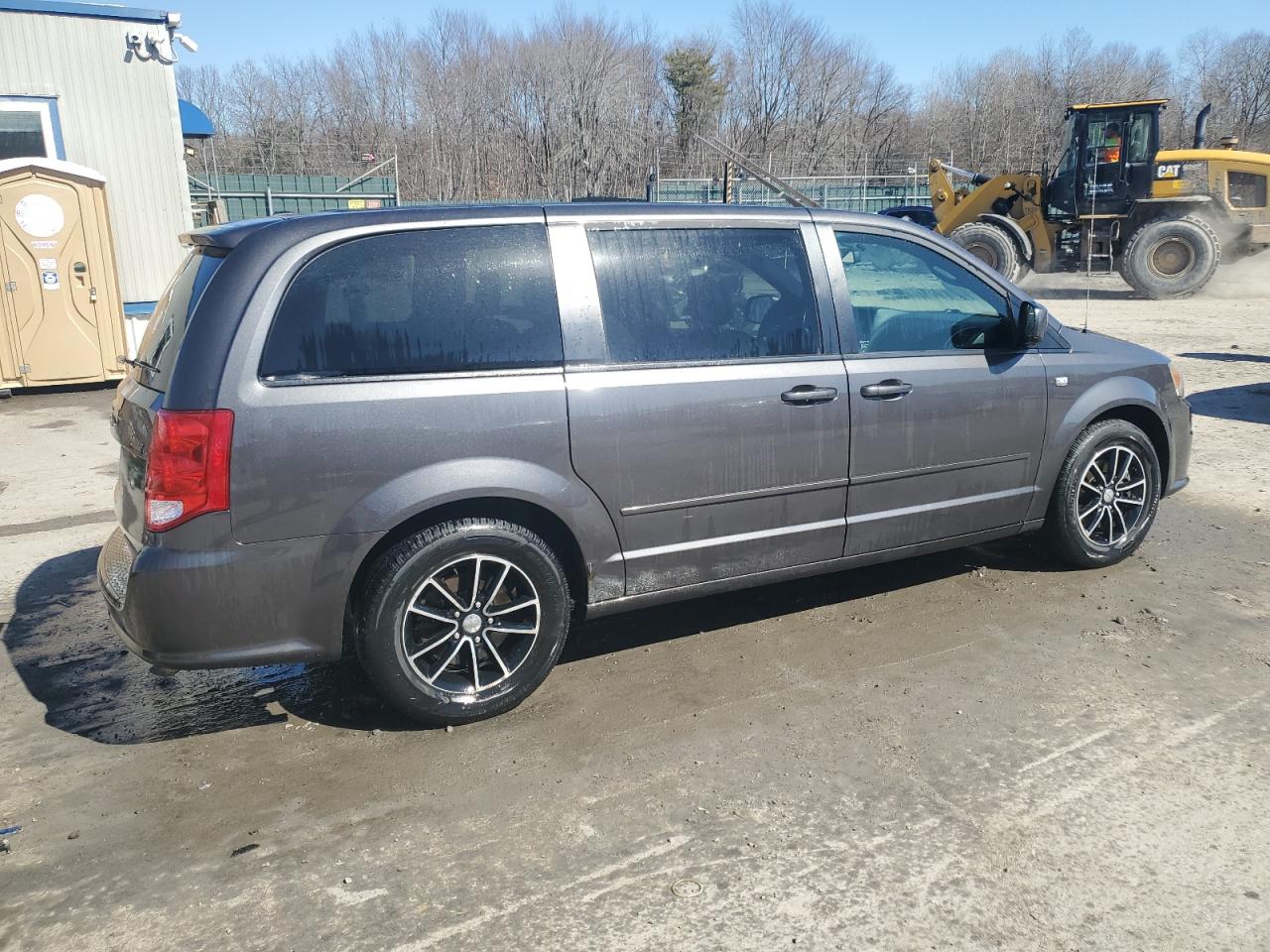 2014 Dodge Caravan - Image 3
