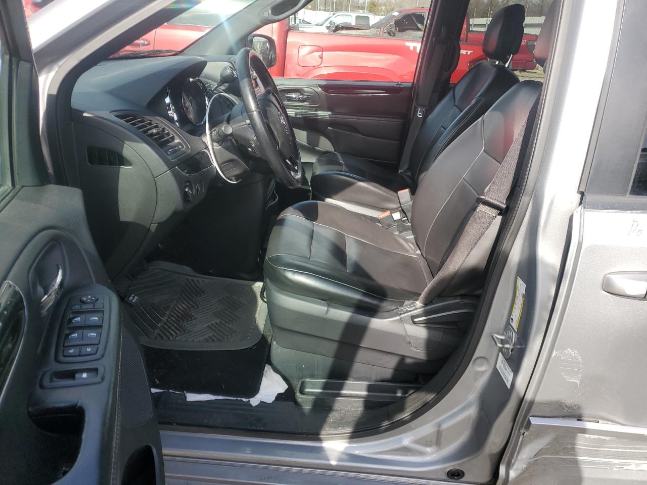 2014 Dodge Caravan - Image 7