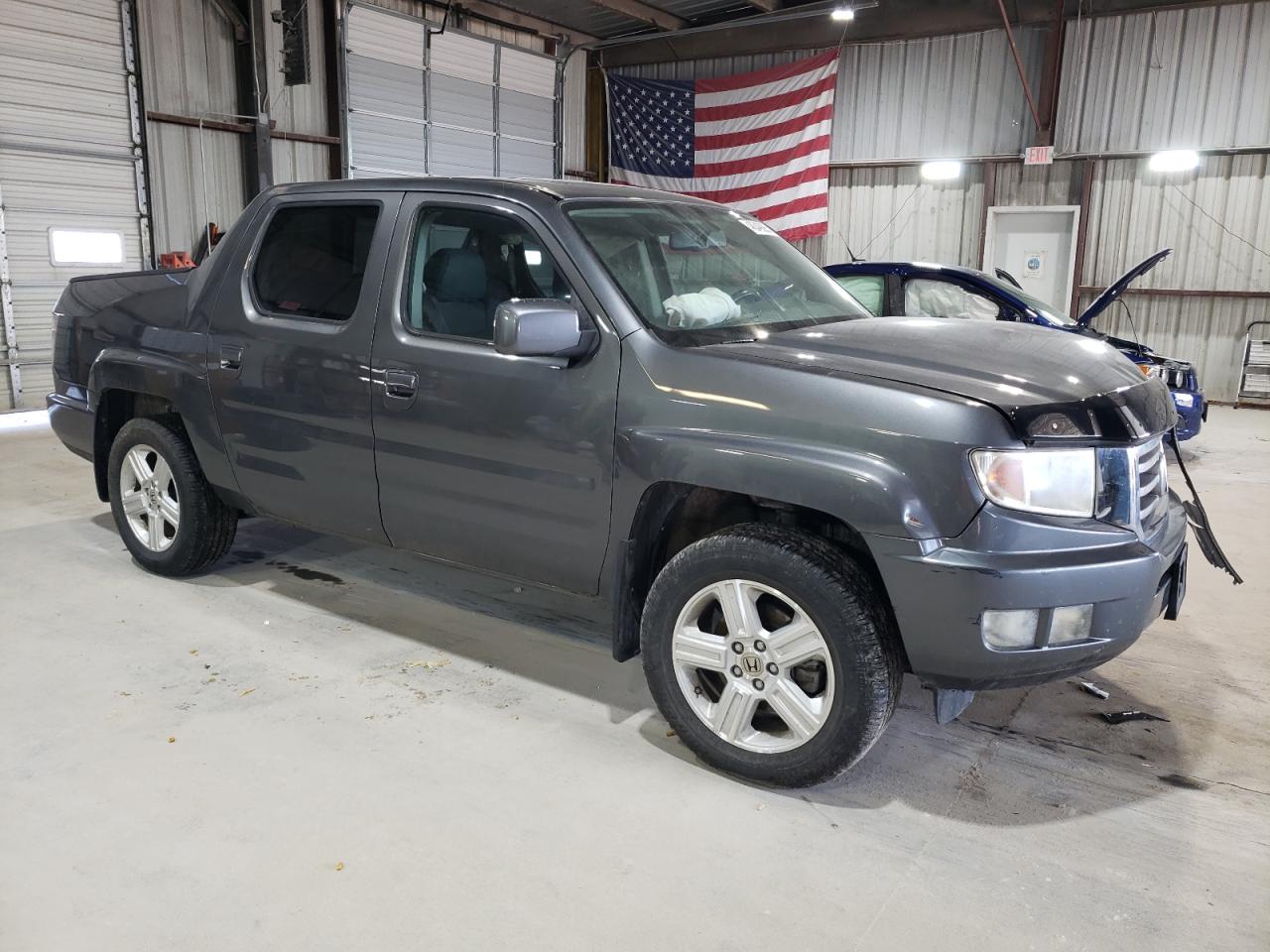 2013 Honda Ridgeline - Image 4