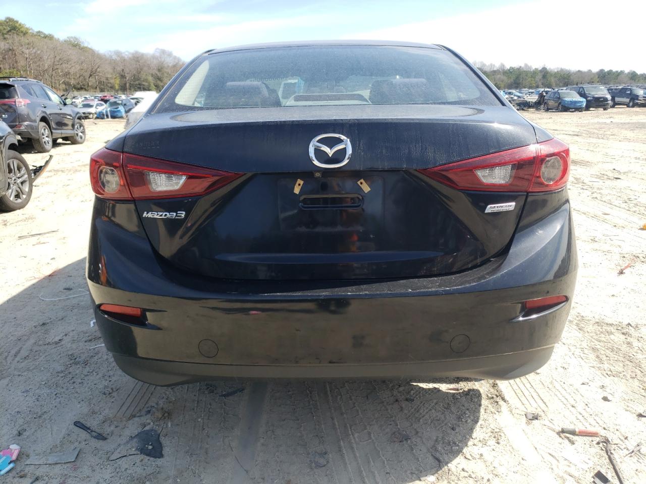 2016 Mazda 3 - Image 6