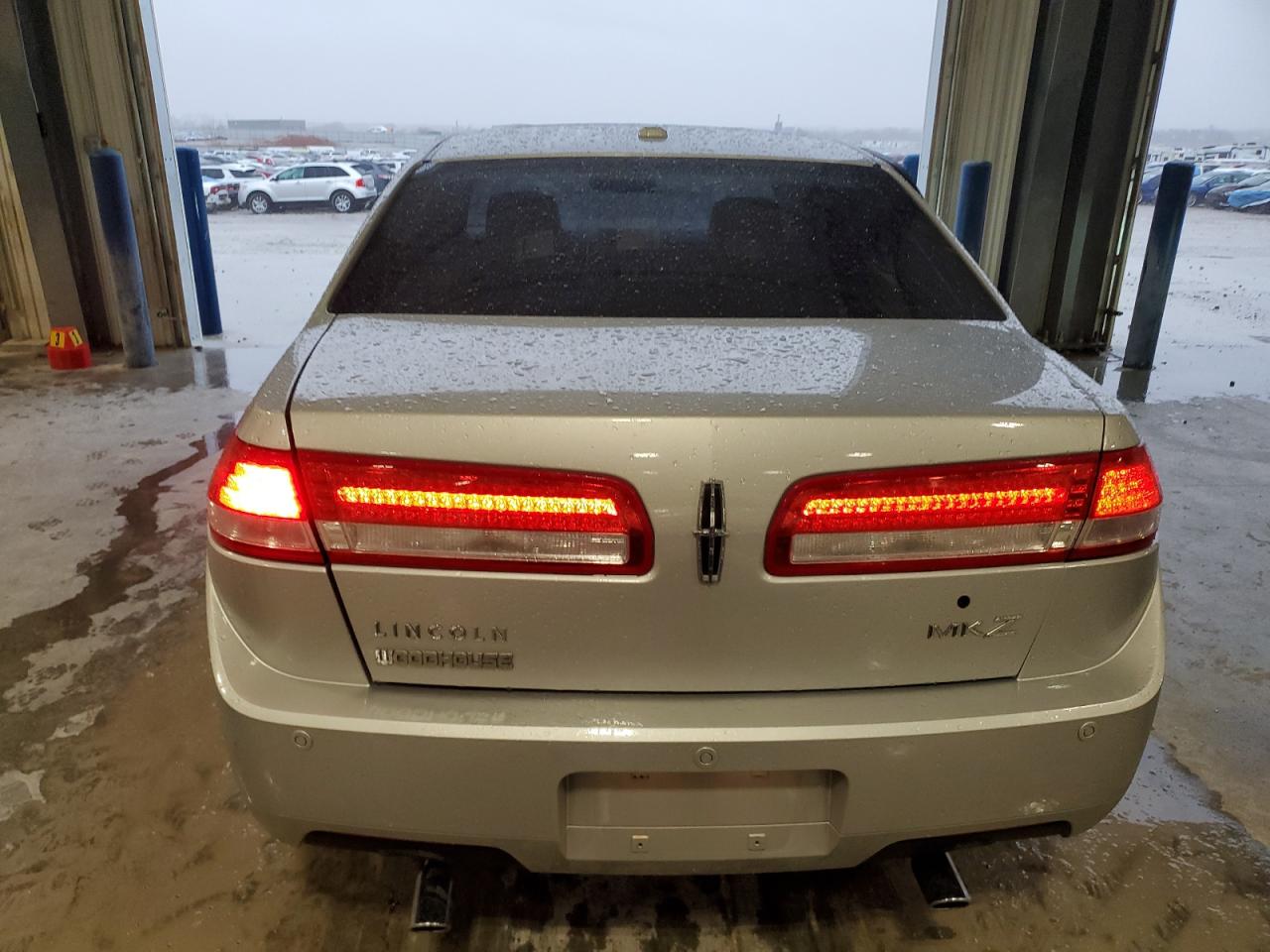 2010 Lincoln MKZ - Image 6
