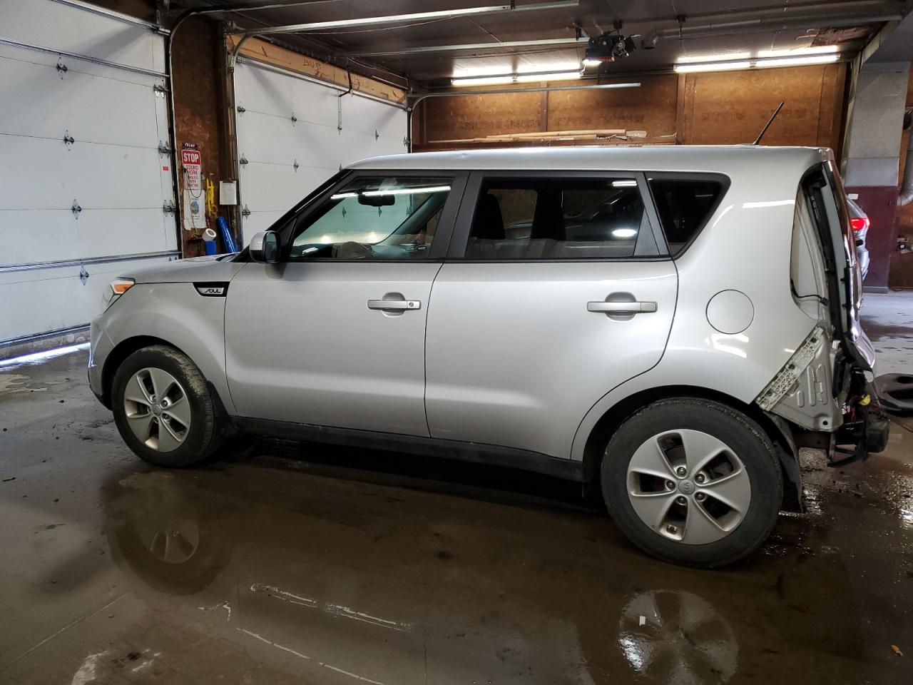 2016 Kia Soul - Image 2