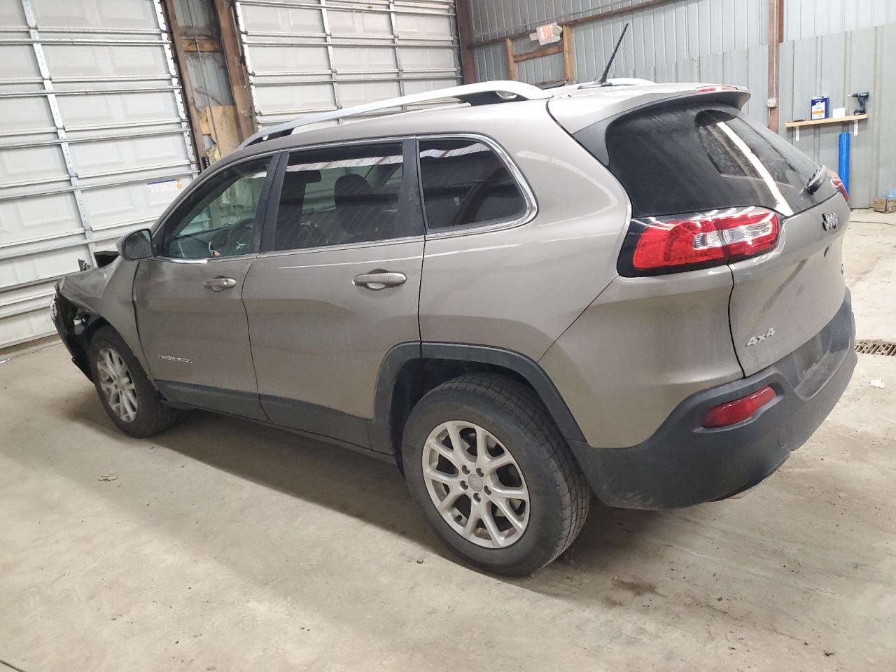 2018 Jeep Grand Cherokee - Image 2