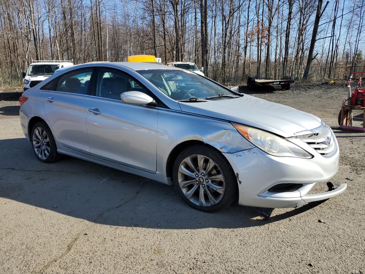 2011 Hyundai Sonata - Image 4