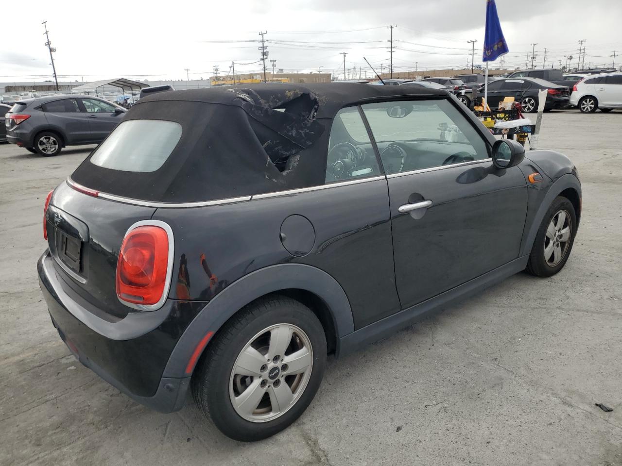 2019 MINI Cooper - Image 3