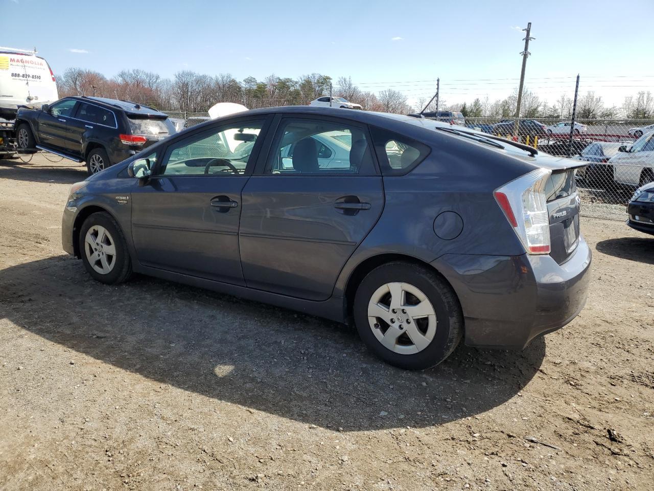 2011 Toyota Prius - Image 2