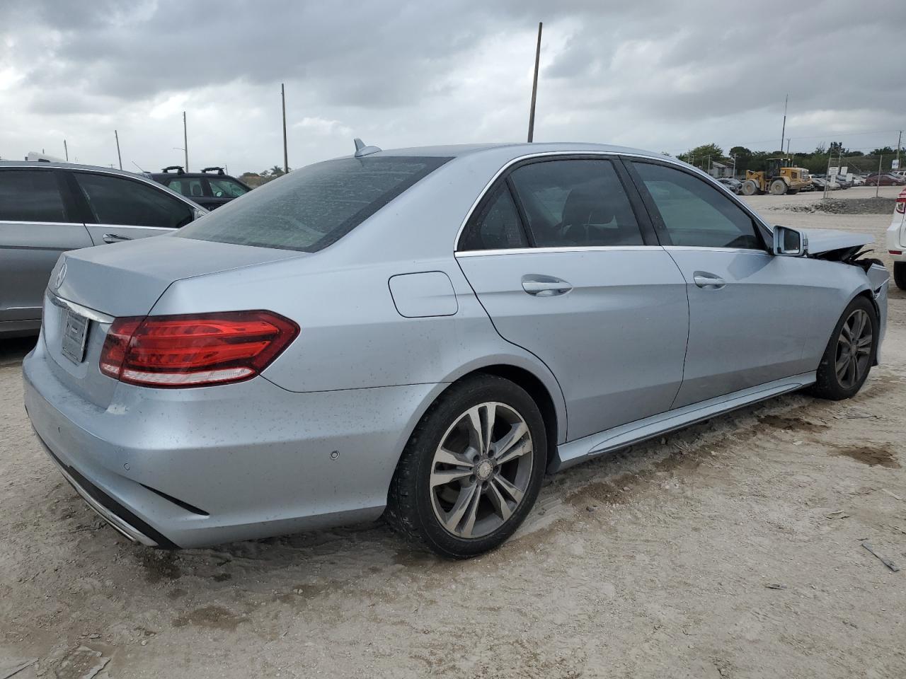2015 Mercedes-Benz E-klasse - Image 3